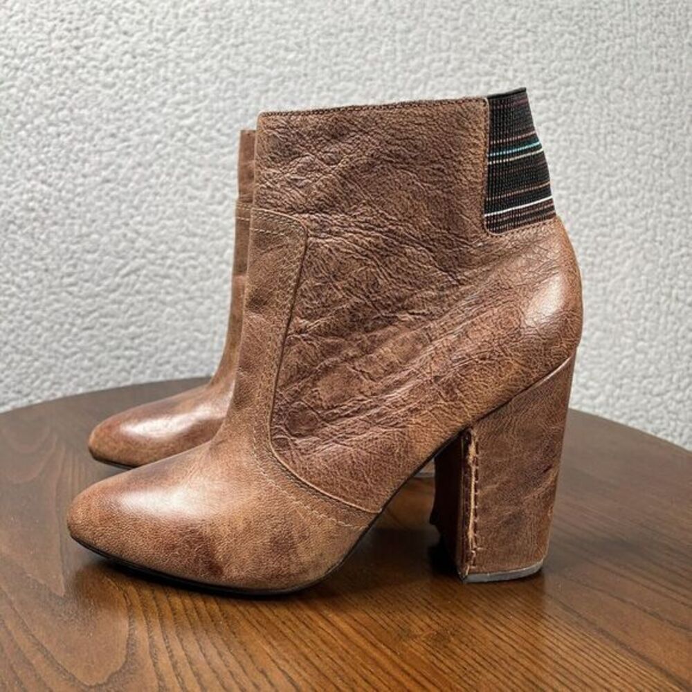 Joes Faye Ankle Boot Women Size 8.5 M Brown Leather Distressed Block Heel Bootie